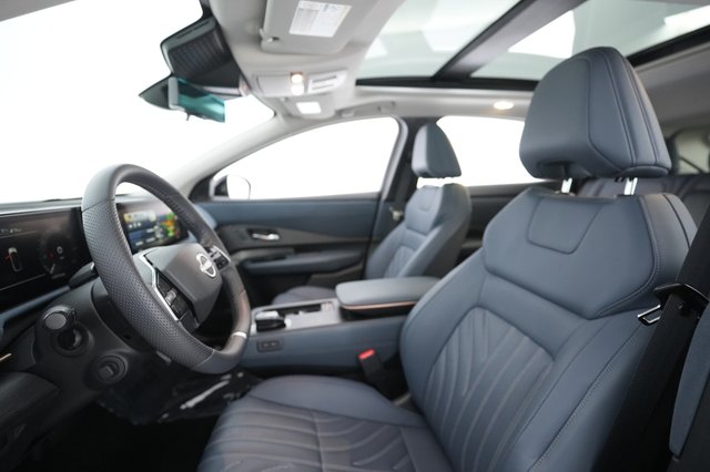 2023 Nissan Ariya — photo 17 of 26