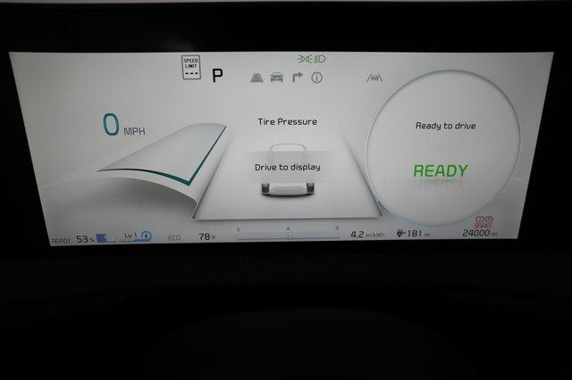 2024 Kia EV6 — photo 5 of 21