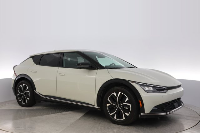 2024 Kia EV6 — photo 11 of 21