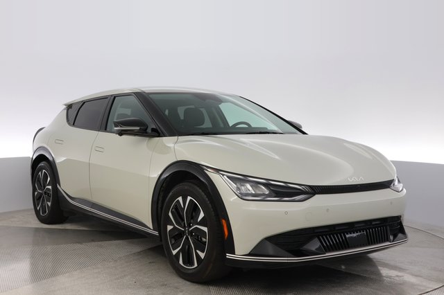 2024 Kia EV6 — photo 10 of 21