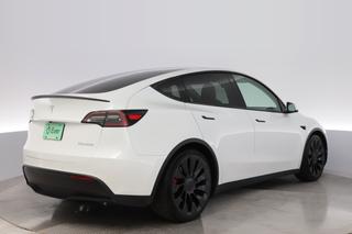 2022 Tesla Model Y — photo 2 of 24