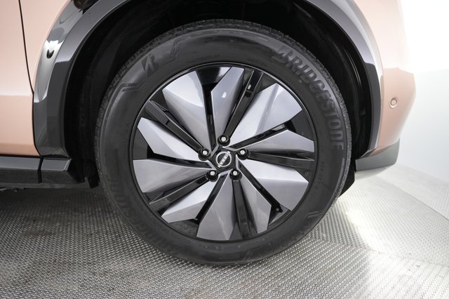 2023 Nissan Ariya — photo 15 of 26