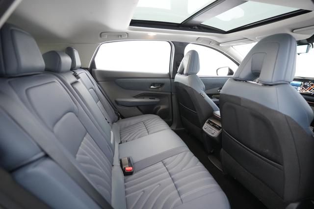 2023 Nissan Ariya — photo 3 of 26