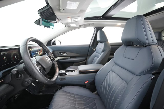 2023 Nissan Ariya — photo 16 of 26