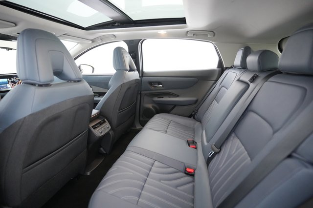 2023 Nissan Ariya — photo 17 of 26