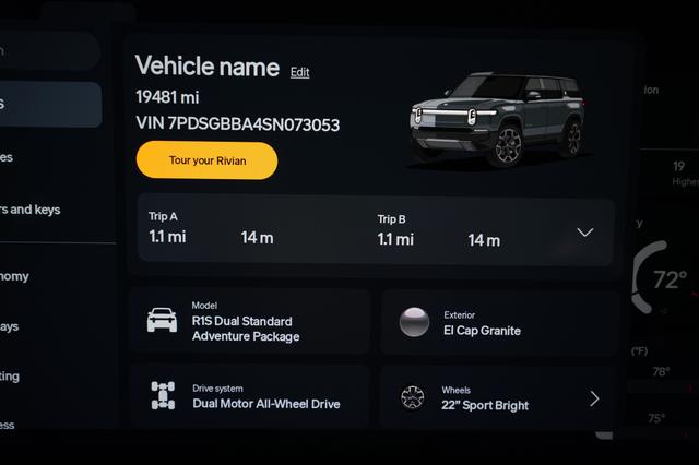 2025 Rivian R1S — photo 5 of 27