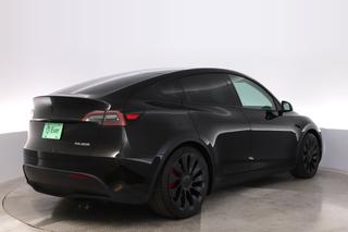 2023 Tesla Model Y — photo 2 of 29