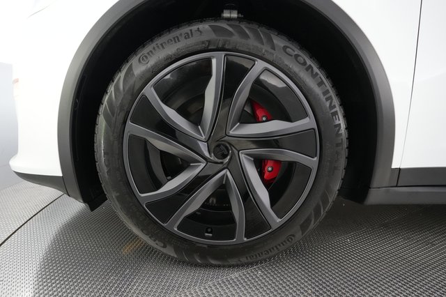 2026 Tesla Model X — photo 15 of 26
