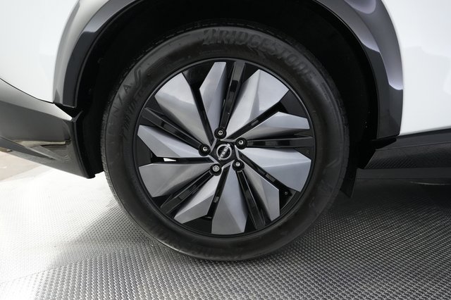 2023 Nissan Ariya — photo 17 of 25