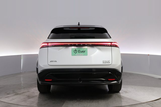 2023 Nissan Ariya — photo 12 of 25