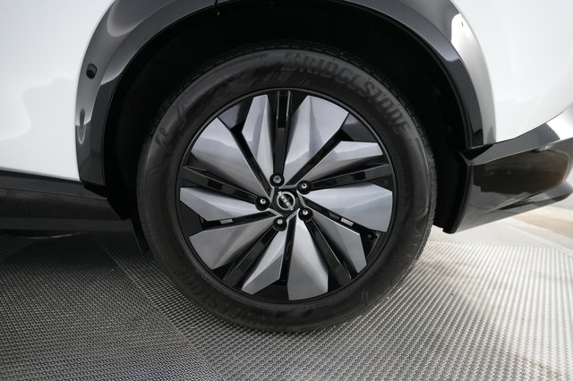 2023 Nissan Ariya — photo 7 of 25