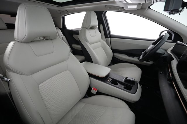 2023 Nissan Ariya — photo 18 of 25