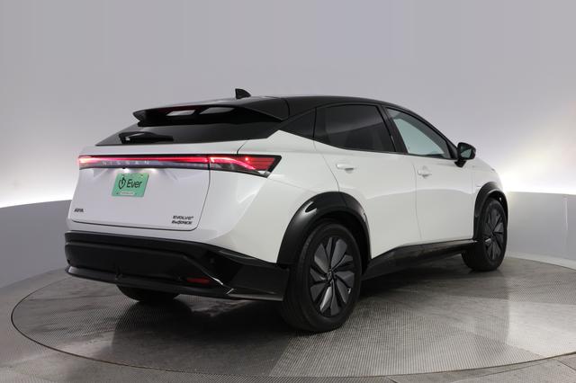 2023 Nissan Ariya — photo 2 of 25