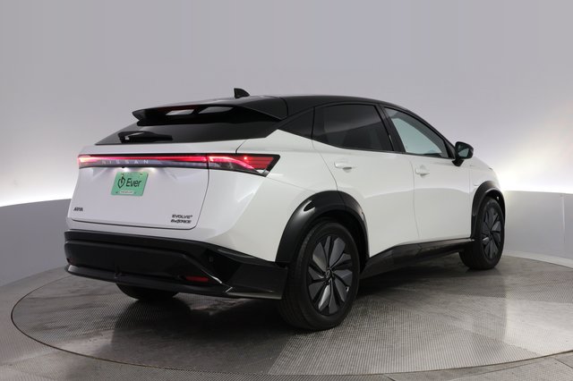 2023 Nissan Ariya — photo 2 of 25