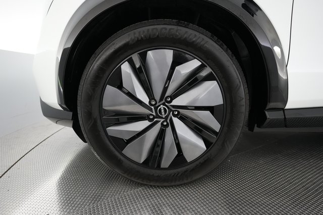 2023 Nissan Ariya — photo 15 of 25
