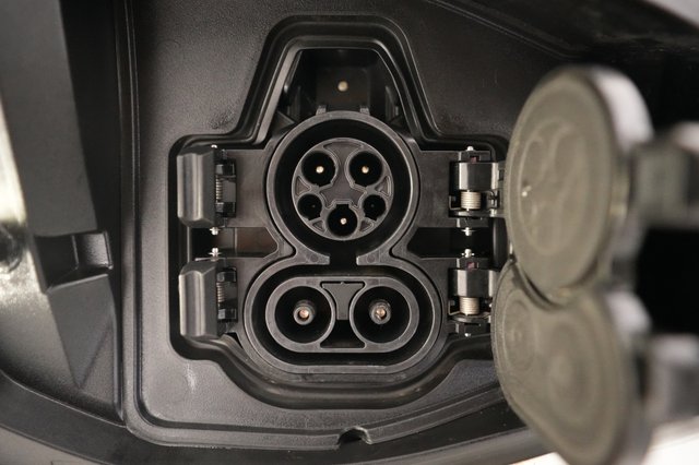 2023 Nissan Ariya — photo 8 of 25