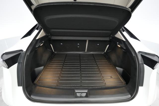 2023 Nissan Ariya — photo 6 of 25