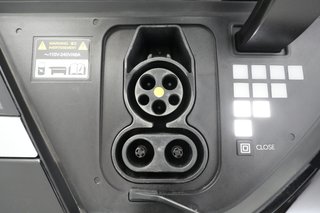 2023 Hyundai IONIQ 5 — photo 24 of 34