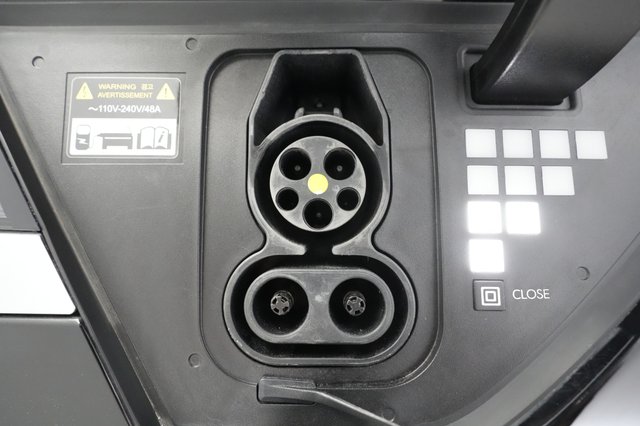2023 Hyundai IONIQ 5 — photo 24 of 34