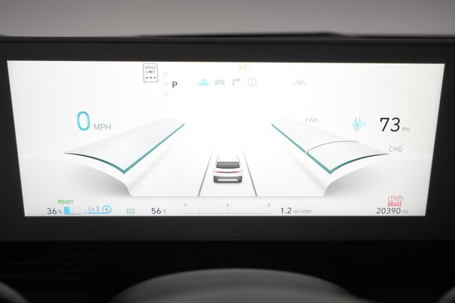 2023 Hyundai IONIQ 5 — photo 4 of 34