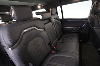 2023 Rivian R1S — photo 4 of 28