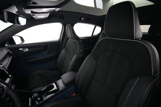 2023 Volvo C40 Recharge — photo 3 of 29