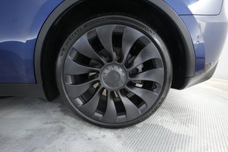 2020 Tesla Model Y — photo 7 of 24