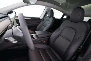 2023 Tesla Model Y — photo 3 of 26
