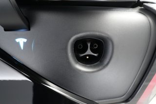 2023 Tesla Model Y — photo 8 of 26