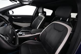 2023 Kia EV6 — photo 3 of 26