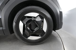 2024 Kia EV9 — photo 7 of 32