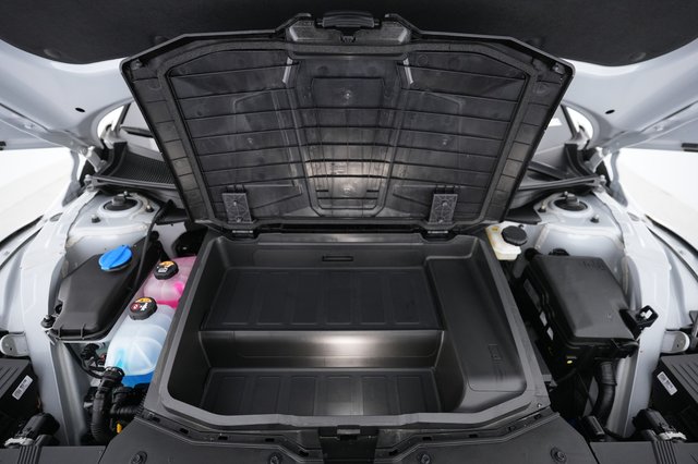 2023 Hyundai IONIQ 5 — photo 22 of 27