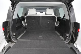 2025 Rivian R1S — photo 6 of 26