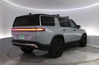 2023 Rivian R1S — photo 2 of 27