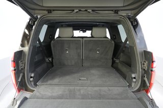 2025 Rivian R1S — photo 6 of 26