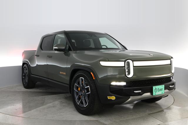 2022 Rivian R1T — photo 7 of 25