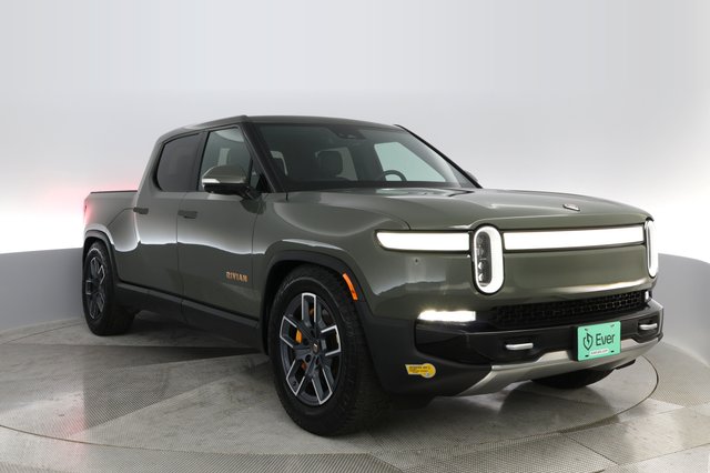 2022 Rivian R1T — photo 7 of 25