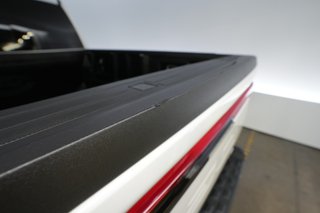 2023 Ford F-150 Lightning — photo 18 of 20