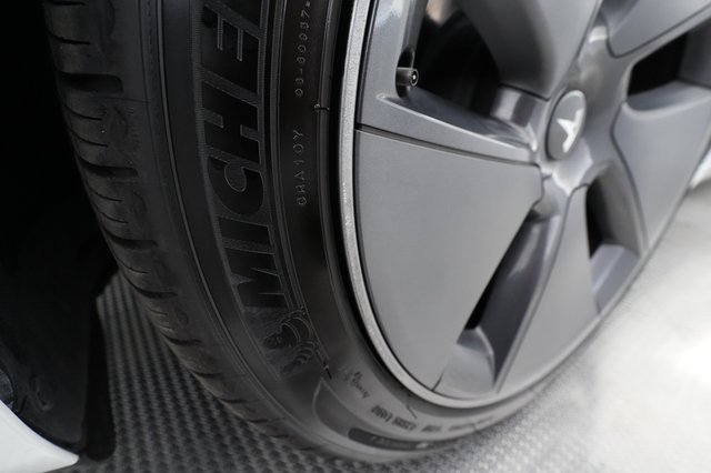 2023 Tesla Model 3 — photo 24 of 27