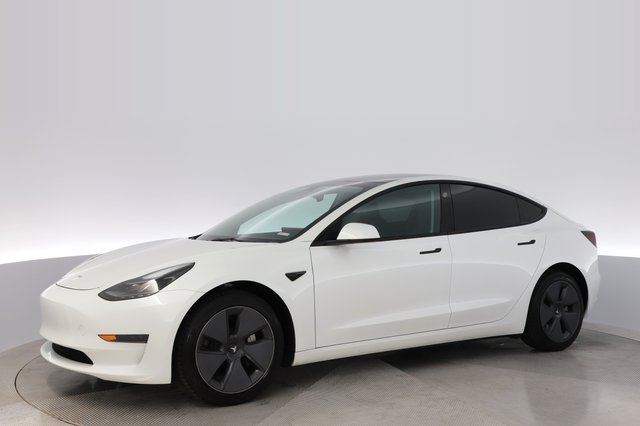 2023 Tesla Model 3 — photo 14 of 27