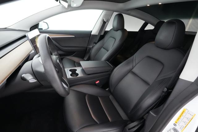 2023 Tesla Model 3 — photo 3 of 27