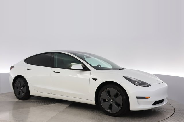 2023 Tesla Model 3 — photo 11 of 27