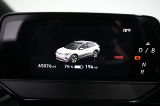 2022 Volkswagen ID.4 — photo 5 of 23