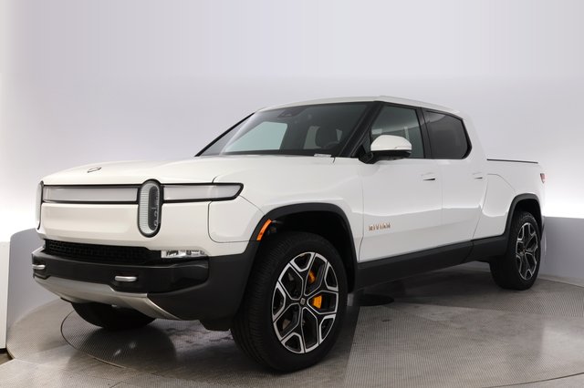 2023 Rivian R1T — VIN 7FCTGAAA2PN023082