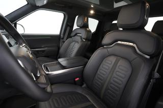 2023 Rivian R1T — photo 3 of 25