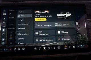 2023 Rivian R1T — photo 5 of 25
