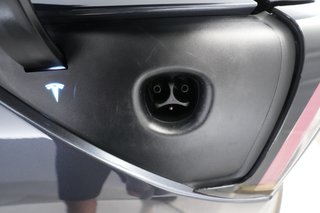 2022 Tesla Model 3 — photo 8 of 24