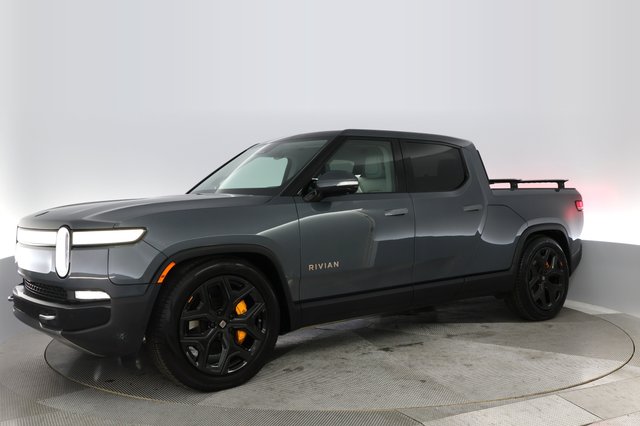 2022 Rivian R1T — photo 13 of 31