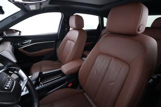 2022 Audi e-tron — photo 3 of 25