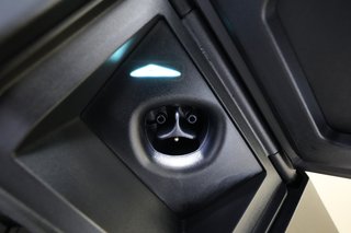 2026 Tesla Cybertruck — photo 8 of 18